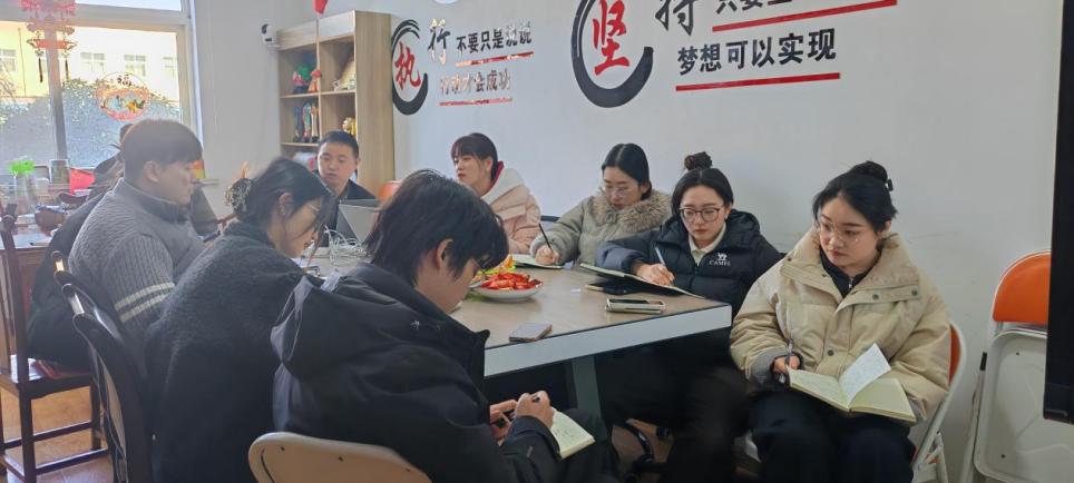 ກັບໄປບ່ອນເຮັດວຽກ! ການຫຸ້ມຫໍ່ ZMJ ສືບຕໍ່ດໍາເນີນການຢ່າງເຕັມທີ່ຫຼັງຈາກງານບຸນພາກຮຽນ spring