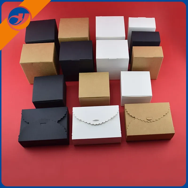 ກ່ອງສີທີ່ມີສີສັນຫຼາກຫຼາຍຊັ້ນ